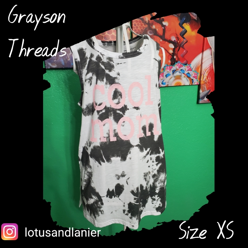 Grayson Threads "Cool Mom" T-Shirt Sz XS